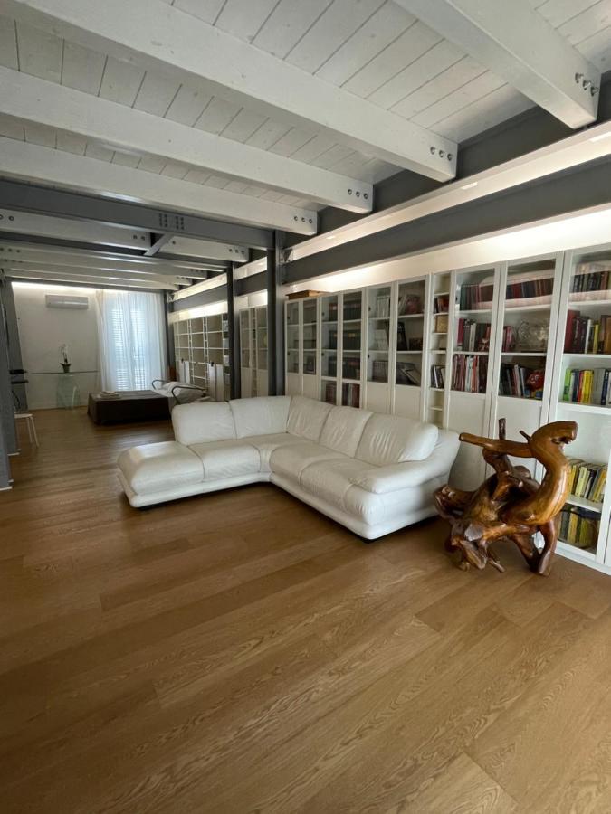 Apartment Casa Giulietta-ombrellone E 2 Lettini Inclusi