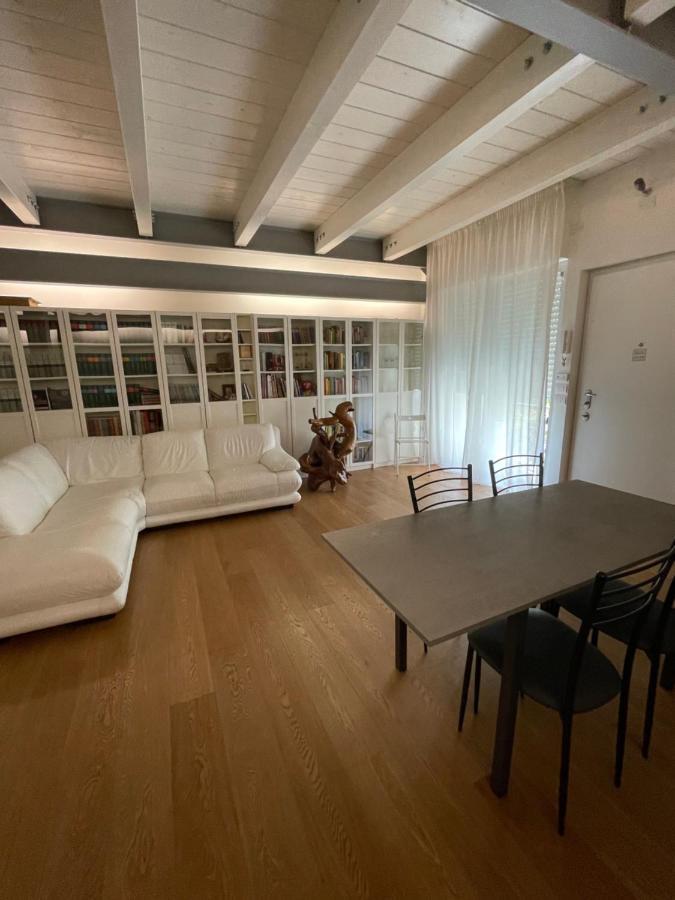 Casa Giulietta-ombrellone E 2 Lettini Inclusi Apartment *